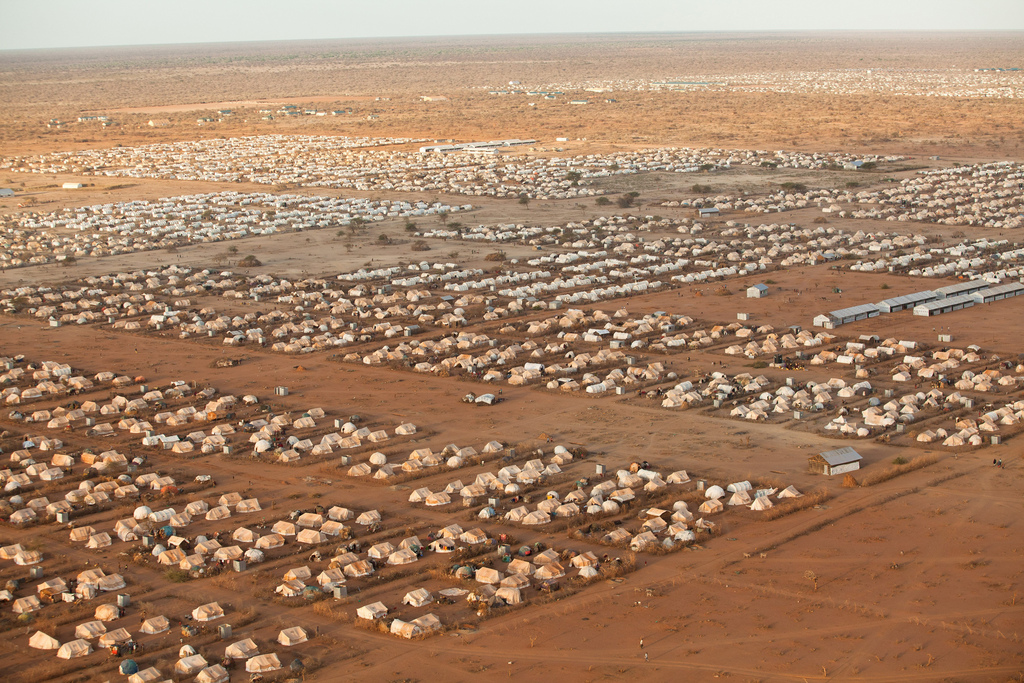 Vista geral do campo de refugiados de Daddab, no Quênia, o maior do mundo. Crédito: ACNUR