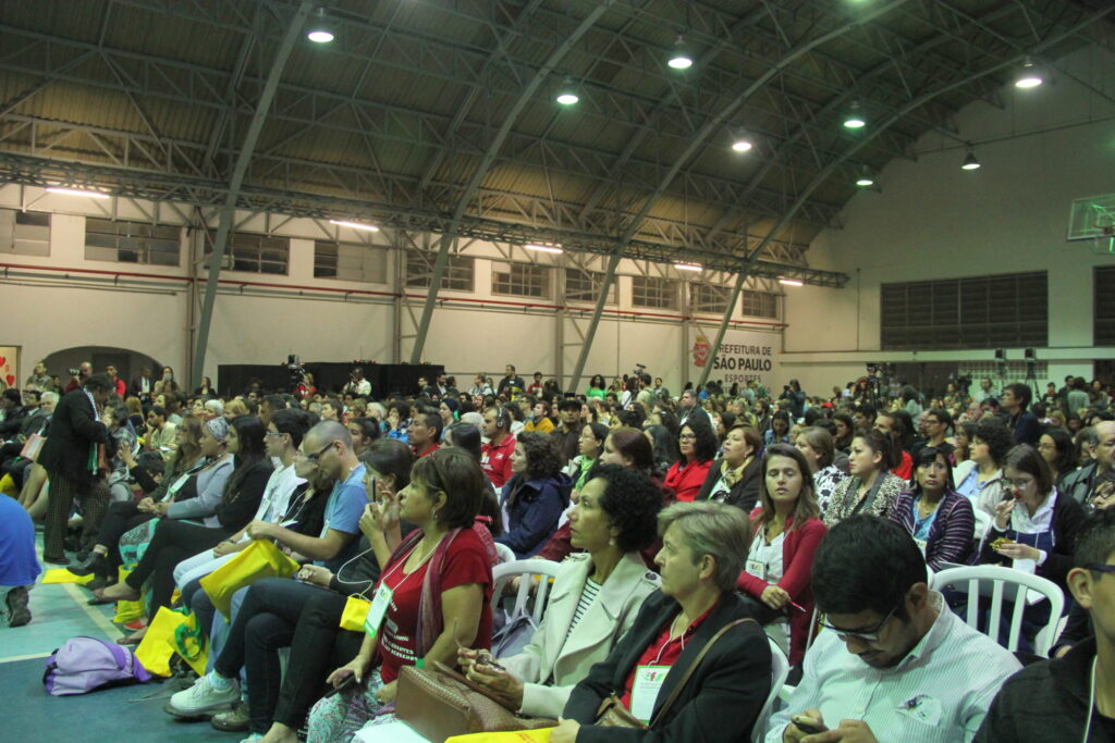 Público acompanha a abertura do FSMM, desta vez em São Paulo. Crédito: Eva Bell/MigraMundo