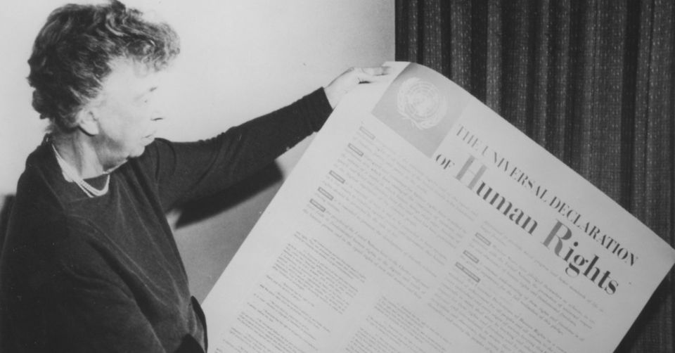 A ex-primeira-dama dos EUA Eleanor Roosevelt, que presidiu o comitê que aprovou a Declaração Universal dos Direitos Humanos em 1948.