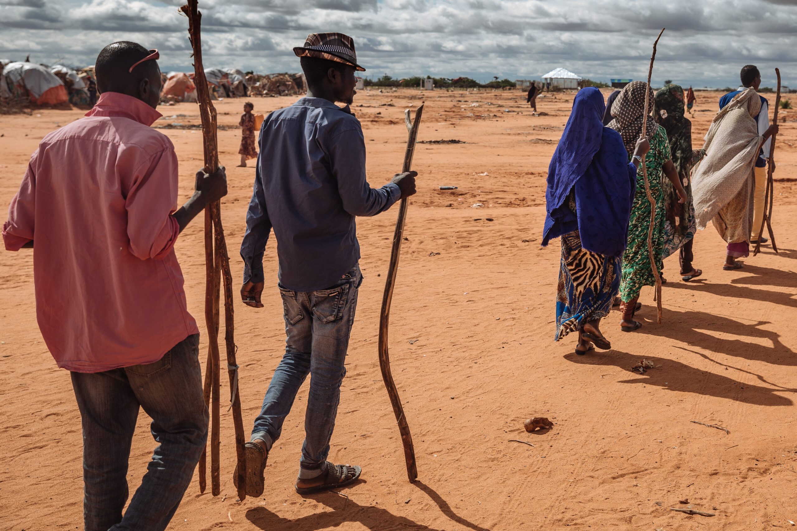 Deslocados internos chegam a campo em Doloow, Somália. Questões climáticas devem elevar deslocamento forçado mundo afora